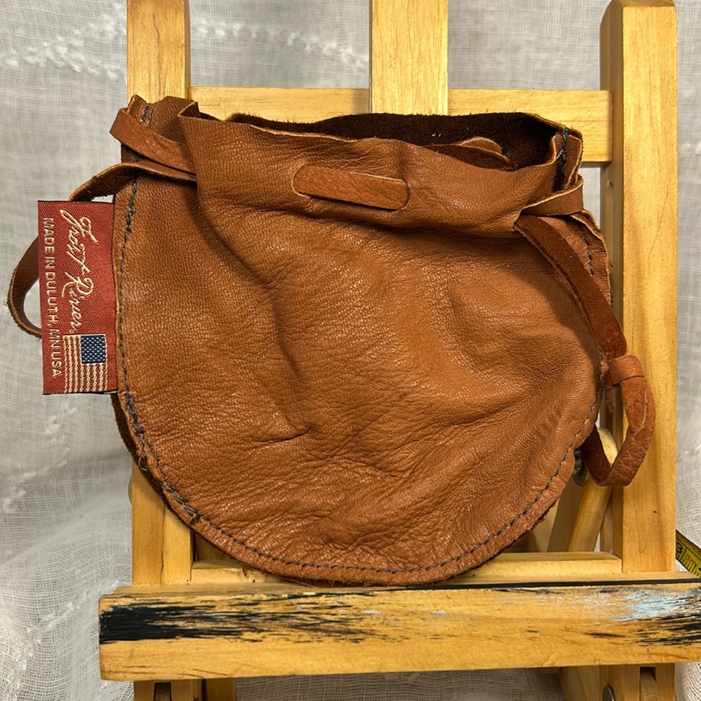 Frost River leather pull coin purse wallet